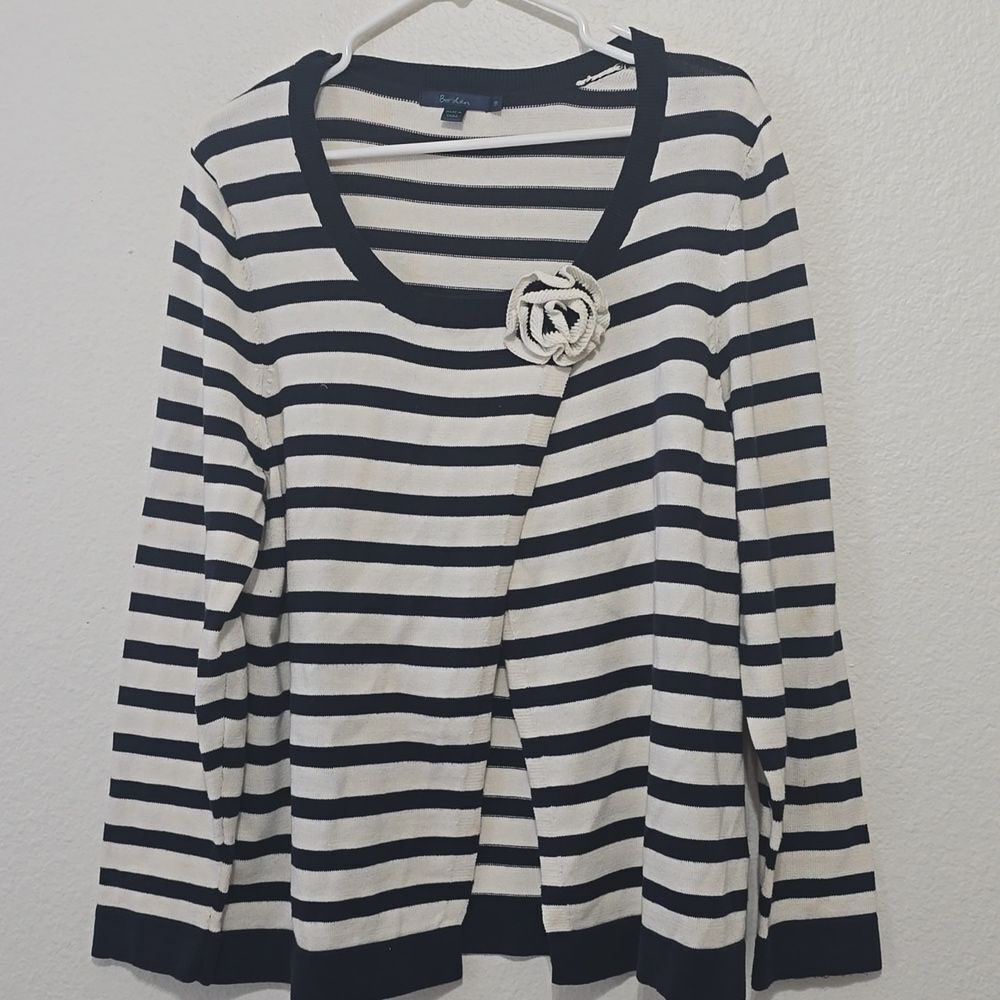 Boden Navy& White Striped Cross Front Flower Neck Sweater sz 18